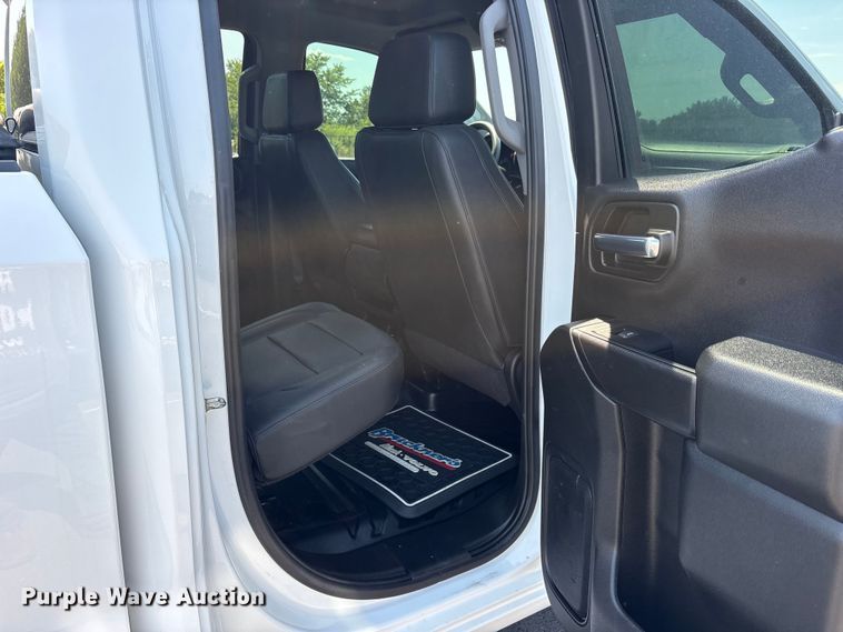 image for item ET2088 2023 Chevrolet Silverado 1500 Ext. Cab pickup truck