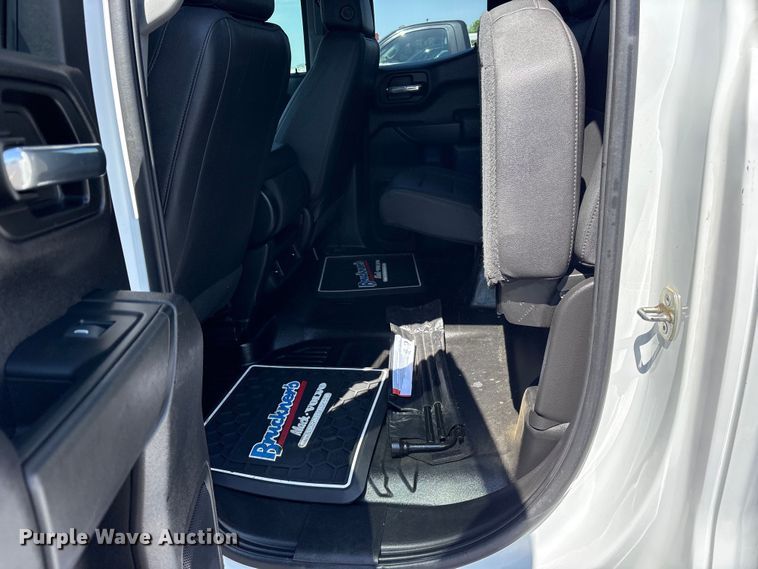 image for item ET2088 2023 Chevrolet Silverado 1500 Ext. Cab pickup truck