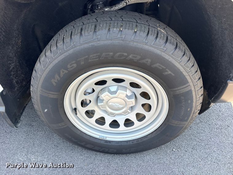 image for item ET2088 2023 Chevrolet Silverado 1500 Ext. Cab pickup truck