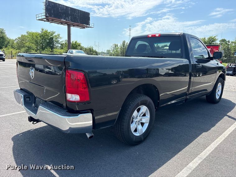 image for item ET2089 2017 RAM 1500 pickup truck
