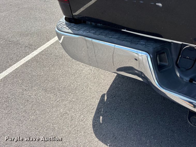 image for item ET2089 2017 RAM 1500 pickup truck
