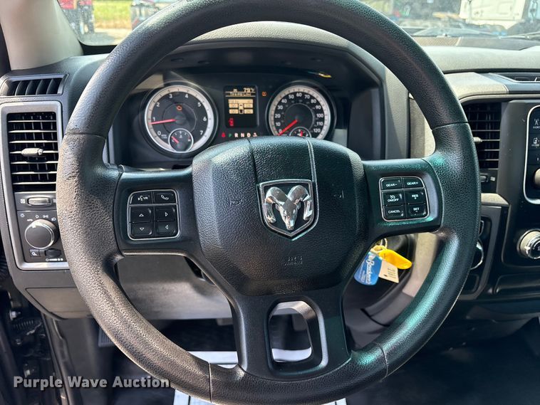 image for item ET2089 2017 RAM 1500 pickup truck