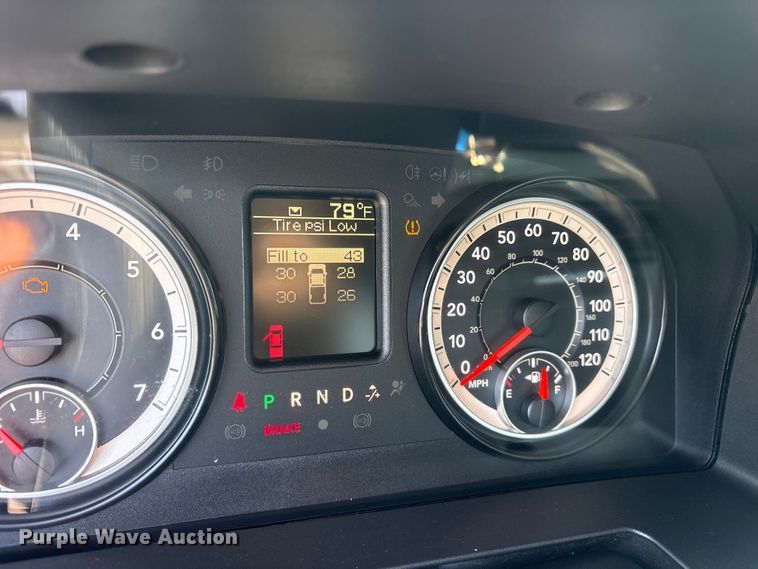 image for item ET2089 2017 RAM 1500 pickup truck