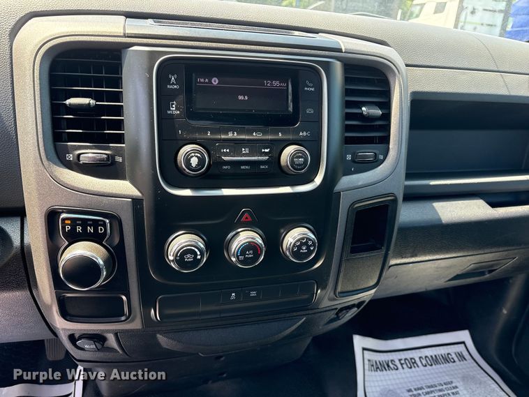image for item ET2089 2017 RAM 1500 pickup truck