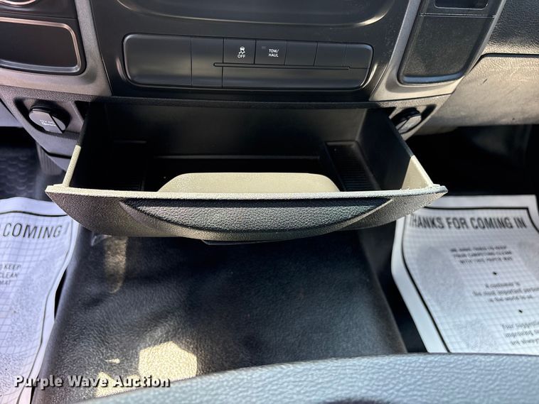 image for item ET2089 2017 RAM 1500 pickup truck