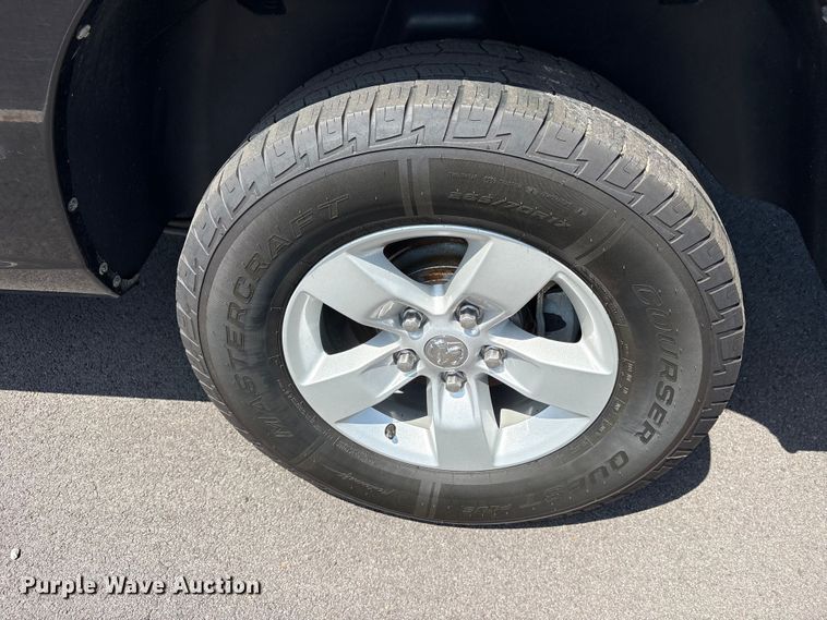 image for item ET2089 2017 RAM 1500 pickup truck