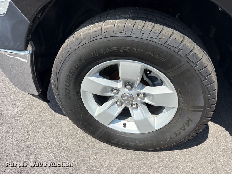 image for item ET2089 2017 RAM 1500 pickup truck
