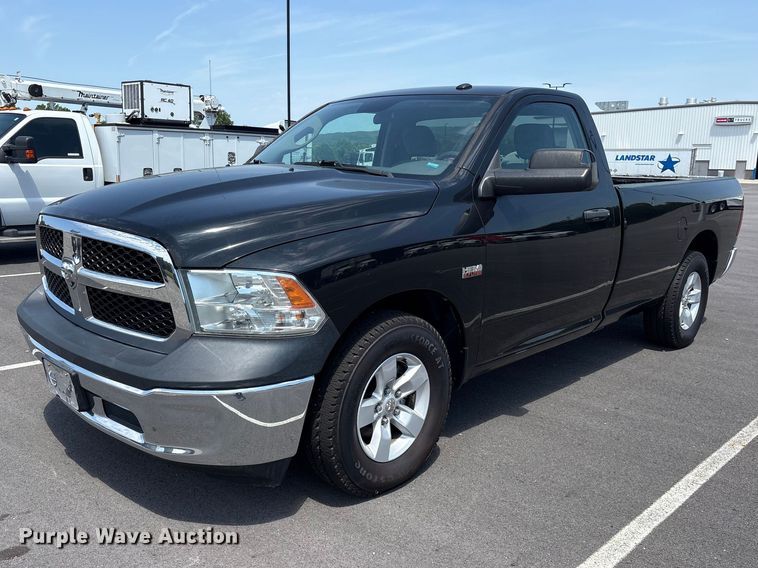 image for item ET2090 2018 RAM 1500 pickup truck