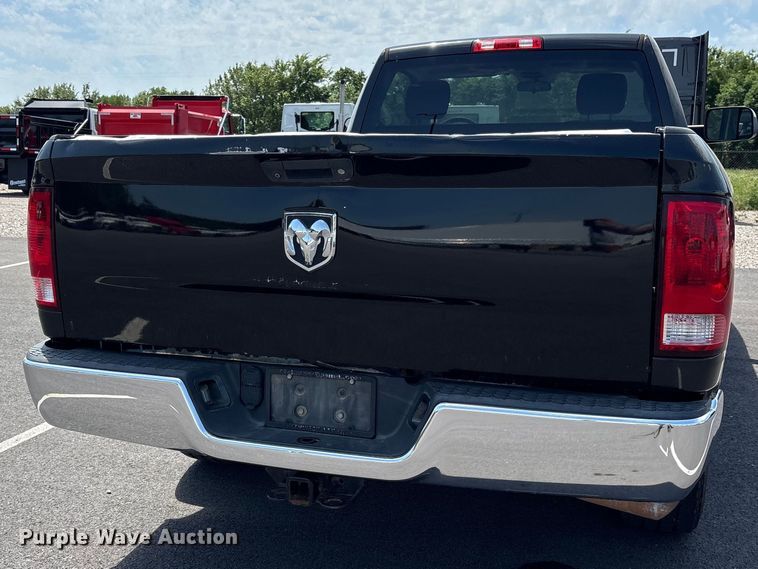 image for item ET2090 2018 RAM 1500 pickup truck