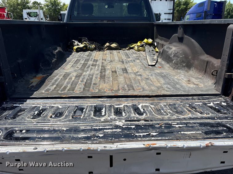 image for item ET2090 2018 RAM 1500 pickup truck