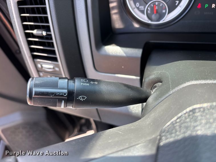 image for item ET2090 2018 RAM 1500 pickup truck