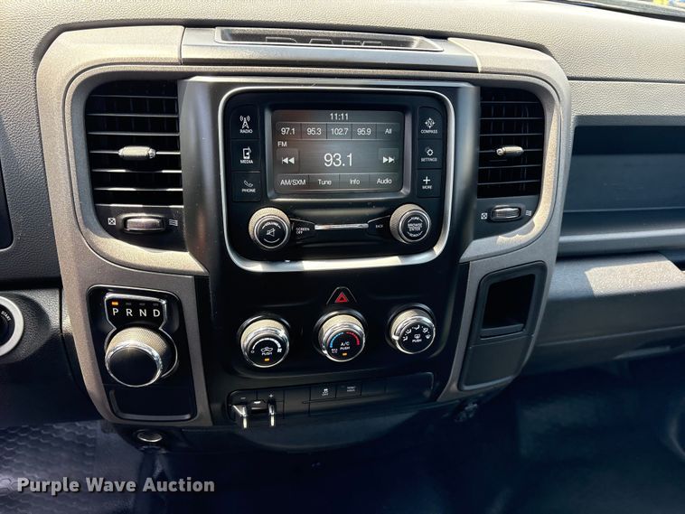 image for item ET2090 2018 RAM 1500 pickup truck