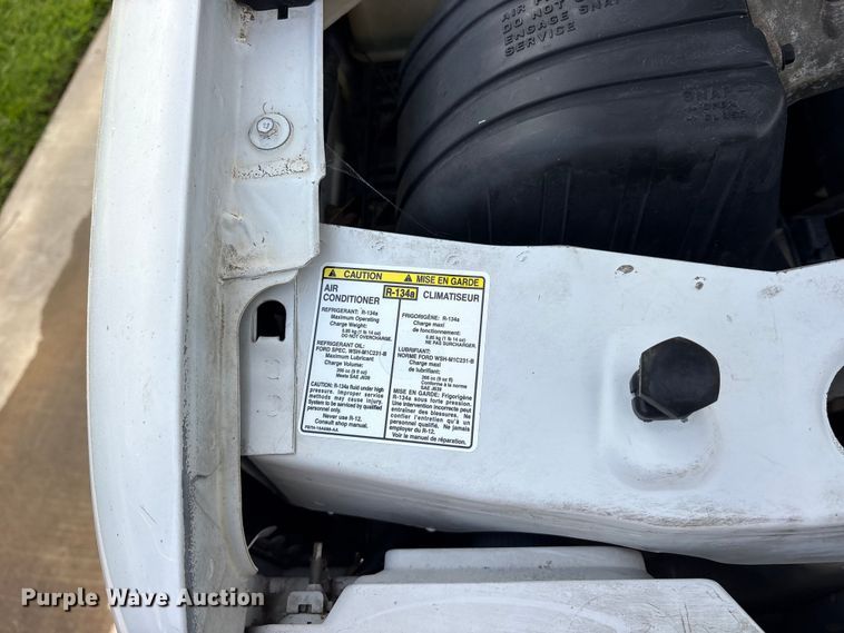 image for item ET2095 1998 Ford Ranger utility bed pickup truck