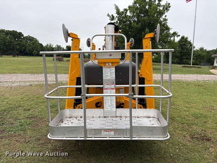 image for item ET2111 2022 Haulotte 55XA boom lift