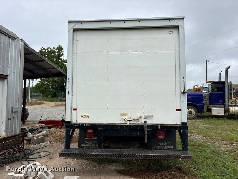 image for item ET2112 2017 Ford E450 Super Duty box truck
