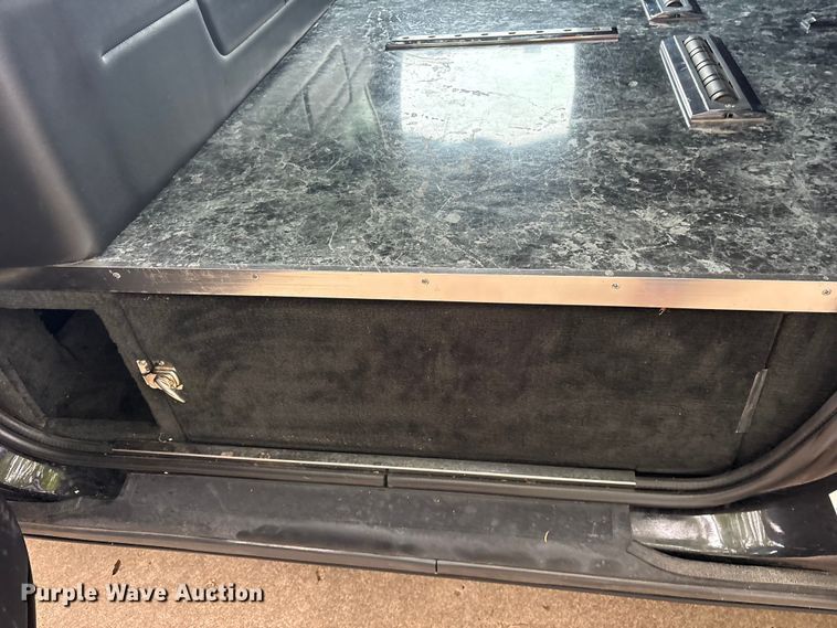 image for item ET2114 1999 Cadillac Krystal Koach hearse