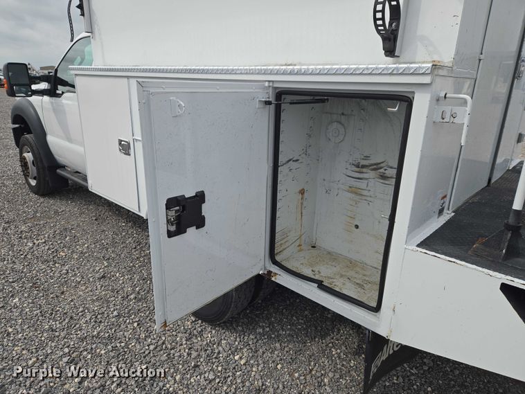 image for item ET5143 2014 Ford F450 Super Duty bucket truck