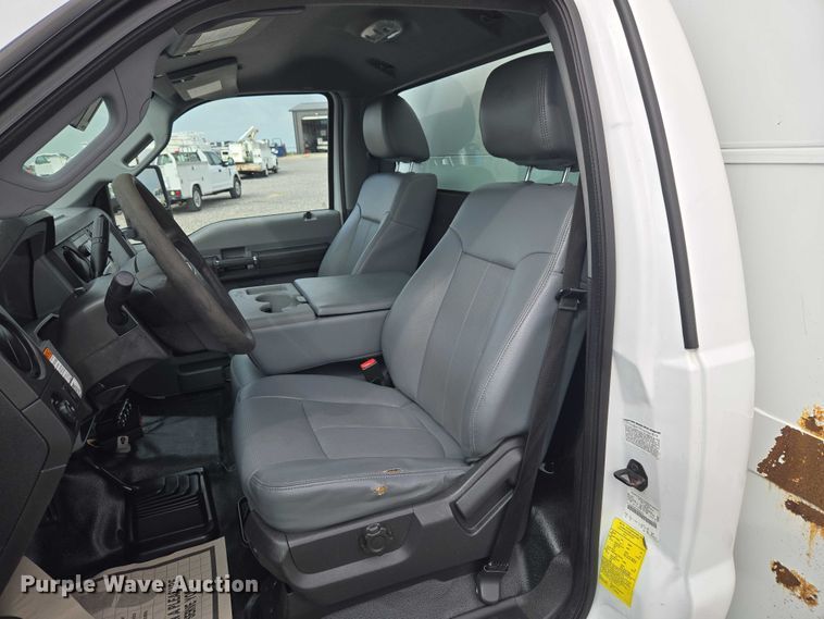 image for item ET5143 2014 Ford F450 Super Duty bucket truck