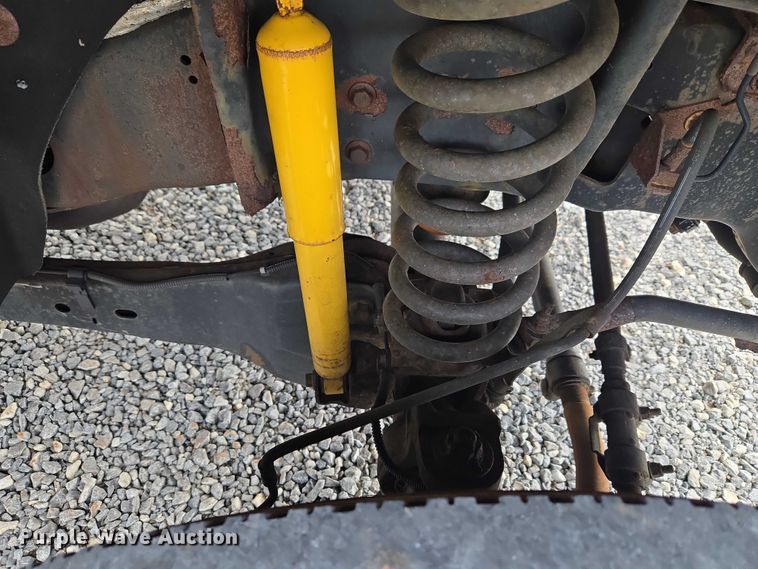 image for item ET5143 2014 Ford F450 Super Duty bucket truck
