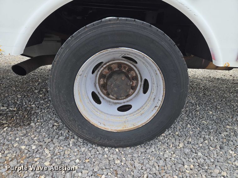 image for item ET5143 2014 Ford F450 Super Duty bucket truck