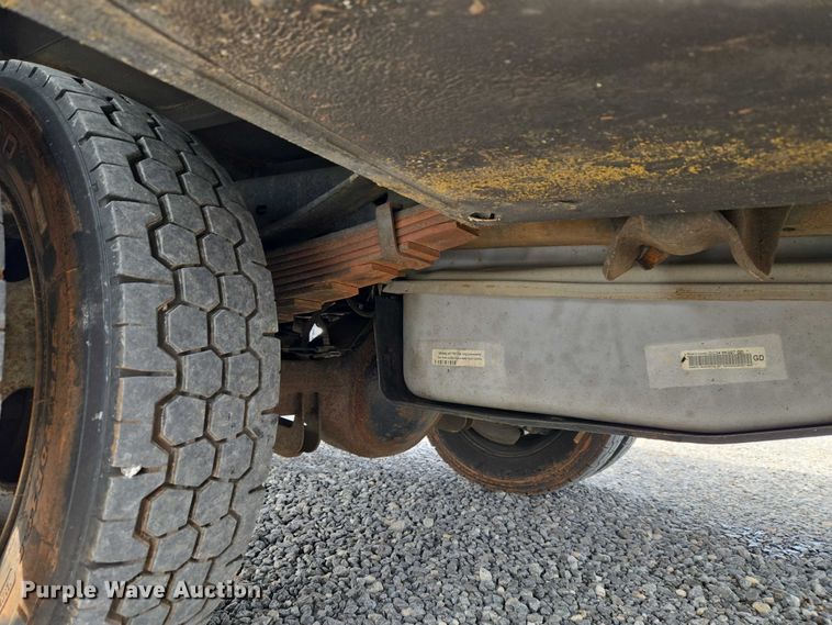 image for item ET5143 2014 Ford F450 Super Duty bucket truck