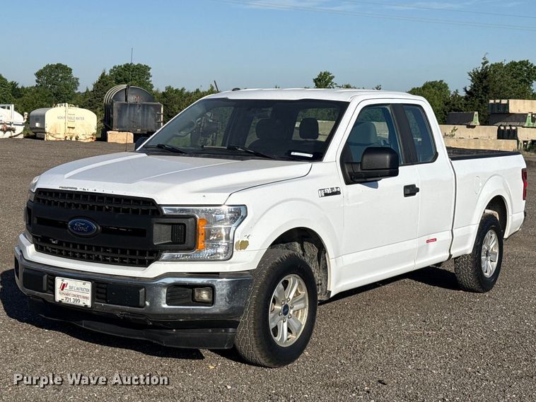 image for item ET6114 2018 Ford F150 XL Ext. Cab pickup truck