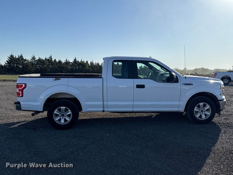 image for item ET6114 2018 Ford F150 XL Ext. Cab pickup truck