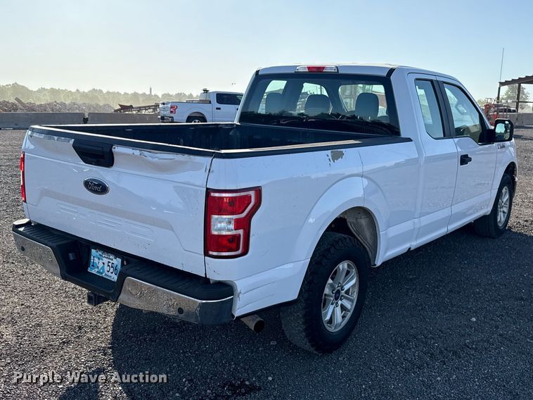 image for item ET6114 2018 Ford F150 XL Ext. Cab pickup truck