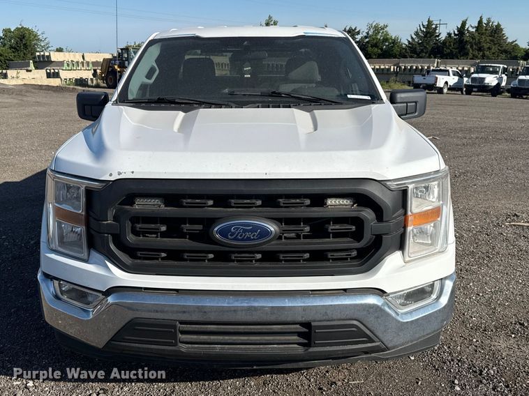 image for item ET6115 2021 Ford F150 XL Ext. Cab pickup truck
