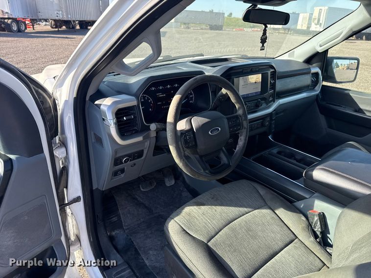 image for item ET6115 2021 Ford F150 XL Ext. Cab pickup truck