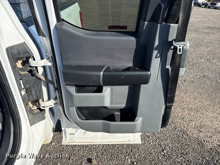 image for item ET6115 2021 Ford F150 XL Ext. Cab pickup truck