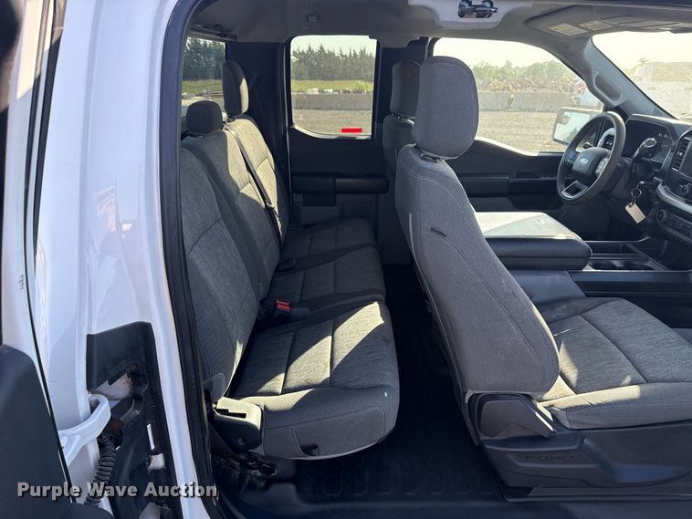 image for item ET6115 2021 Ford F150 XL Ext. Cab pickup truck