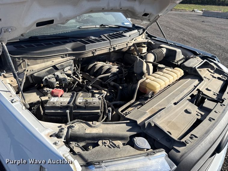 image for item ET6115 2021 Ford F150 XL Ext. Cab pickup truck