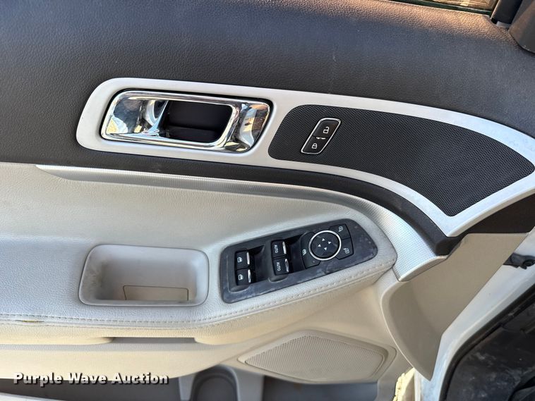 image for item ET6116 2014 Ford Explorer SUV