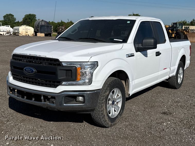 image for item ET6118 2018 Ford F150 XL Ext. Cab pickup truck