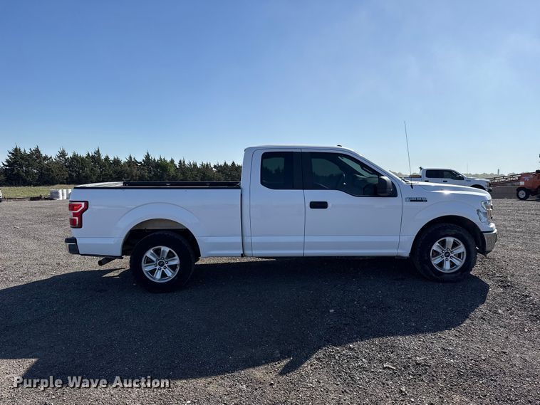 image for item ET6118 2018 Ford F150 XL Ext. Cab pickup truck