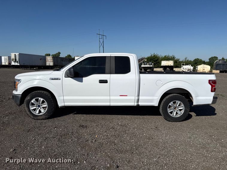image for item ET6118 2018 Ford F150 XL Ext. Cab pickup truck
