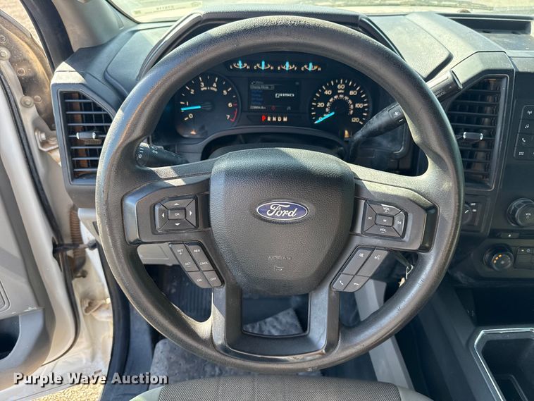 image for item ET6118 2018 Ford F150 XL Ext. Cab pickup truck
