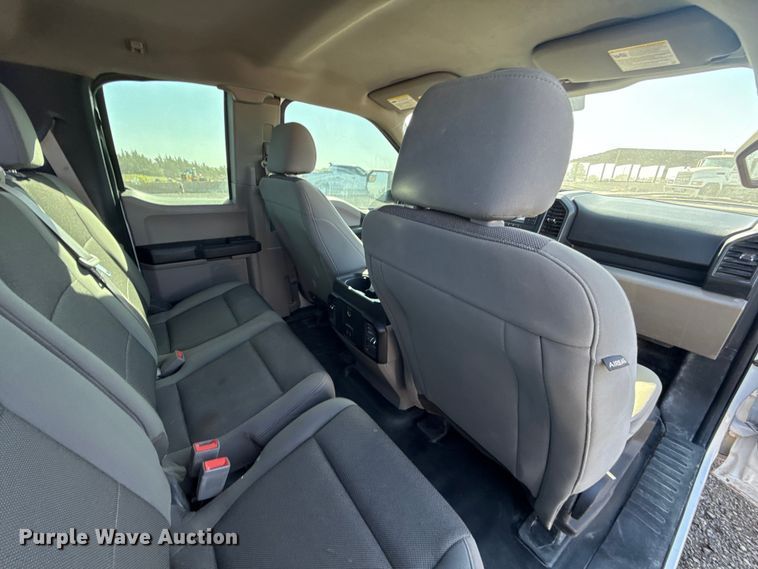 image for item ET6118 2018 Ford F150 XL Ext. Cab pickup truck