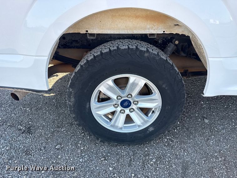 image for item ET6118 2018 Ford F150 XL Ext. Cab pickup truck