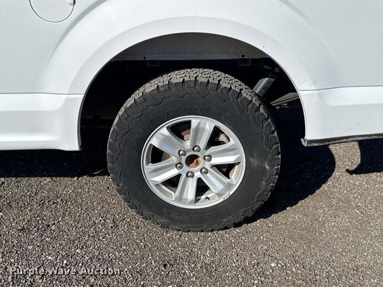 image for item ET6118 2018 Ford F150 XL Ext. Cab pickup truck