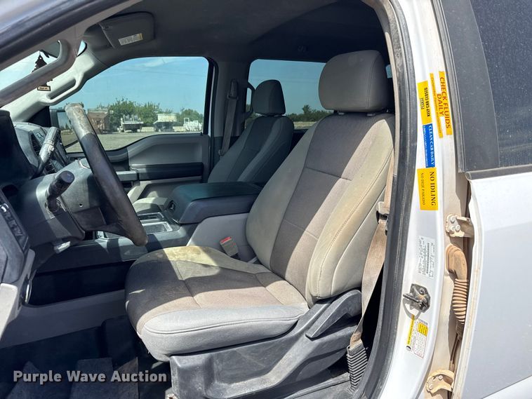 image for item ET6121 2018 Ford F150 XL Crew Cab pickup truck