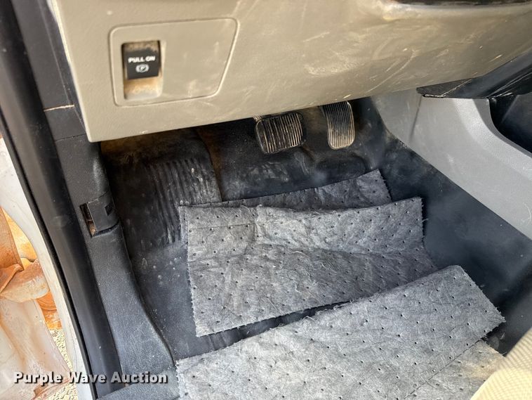 image for item ET6121 2018 Ford F150 XL Crew Cab pickup truck