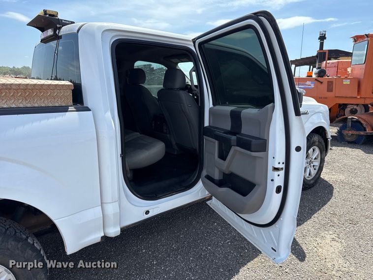 image for item ET6121 2018 Ford F150 XL Crew Cab pickup truck