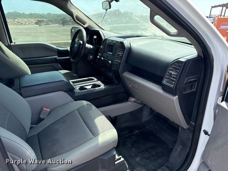image for item ET6121 2018 Ford F150 XL Crew Cab pickup truck