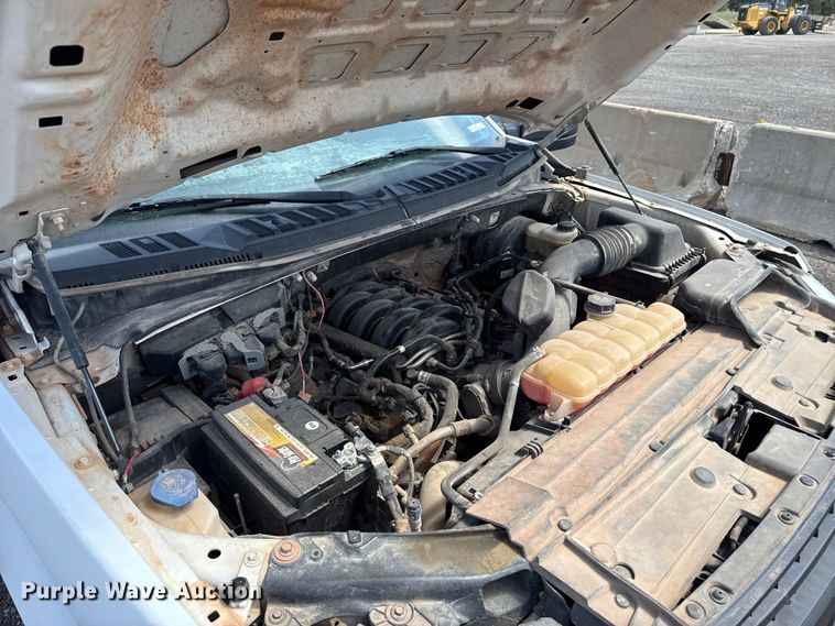 image for item ET6121 2018 Ford F150 XL Crew Cab pickup truck