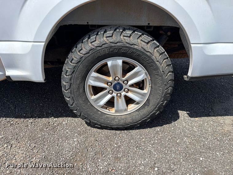 image for item ET6121 2018 Ford F150 XL Crew Cab pickup truck