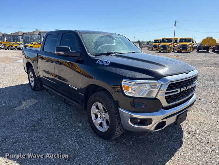 image for item ET6124 2023 RAM 1500 Big Horn Crew Cab pickup truck