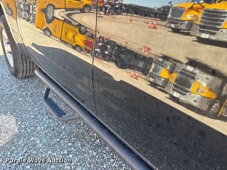 image for item ET6124 2023 RAM 1500 Big Horn Crew Cab pickup truck