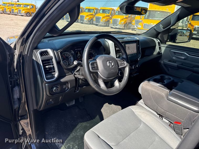 image for item ET6124 2023 RAM 1500 Big Horn Crew Cab pickup truck